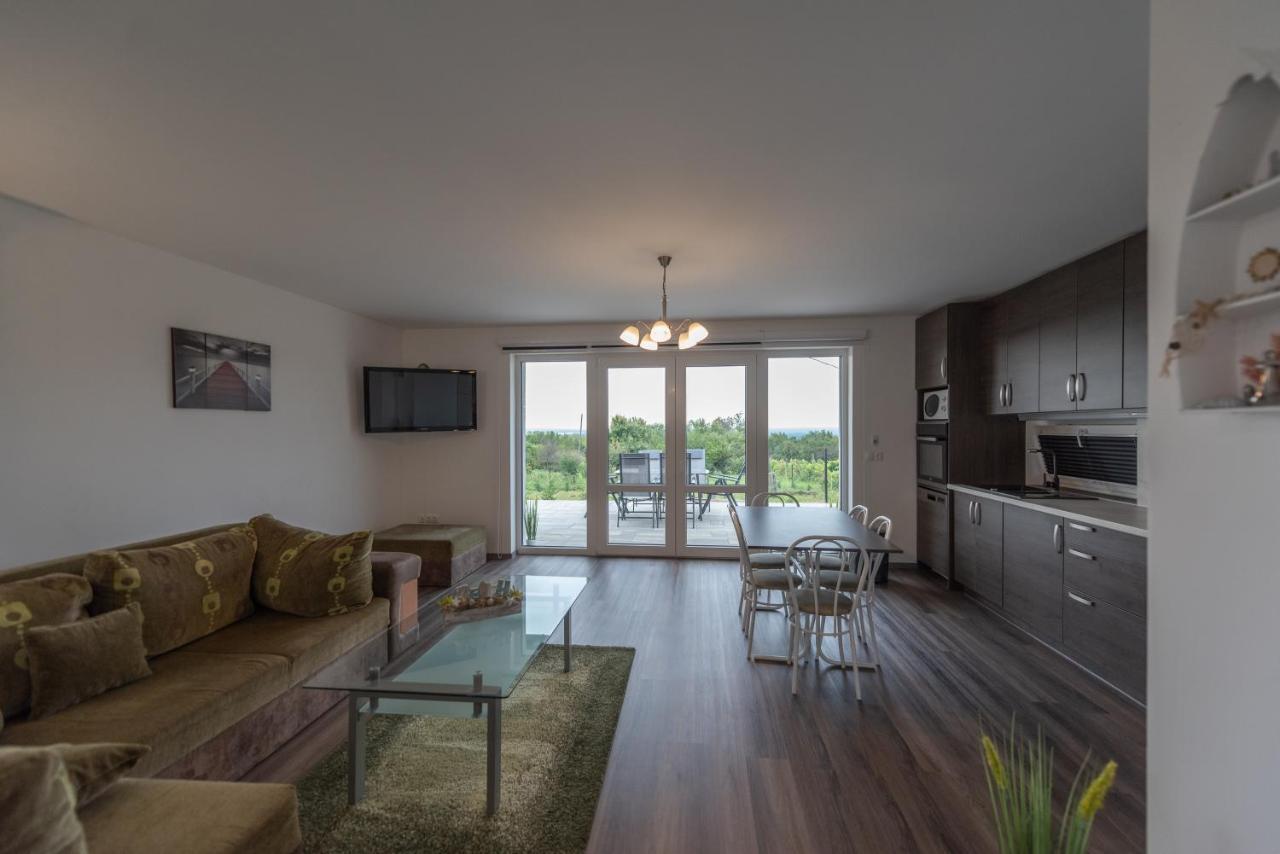 Bridgiet Home Apartman Cserszegtomaj Exterior foto